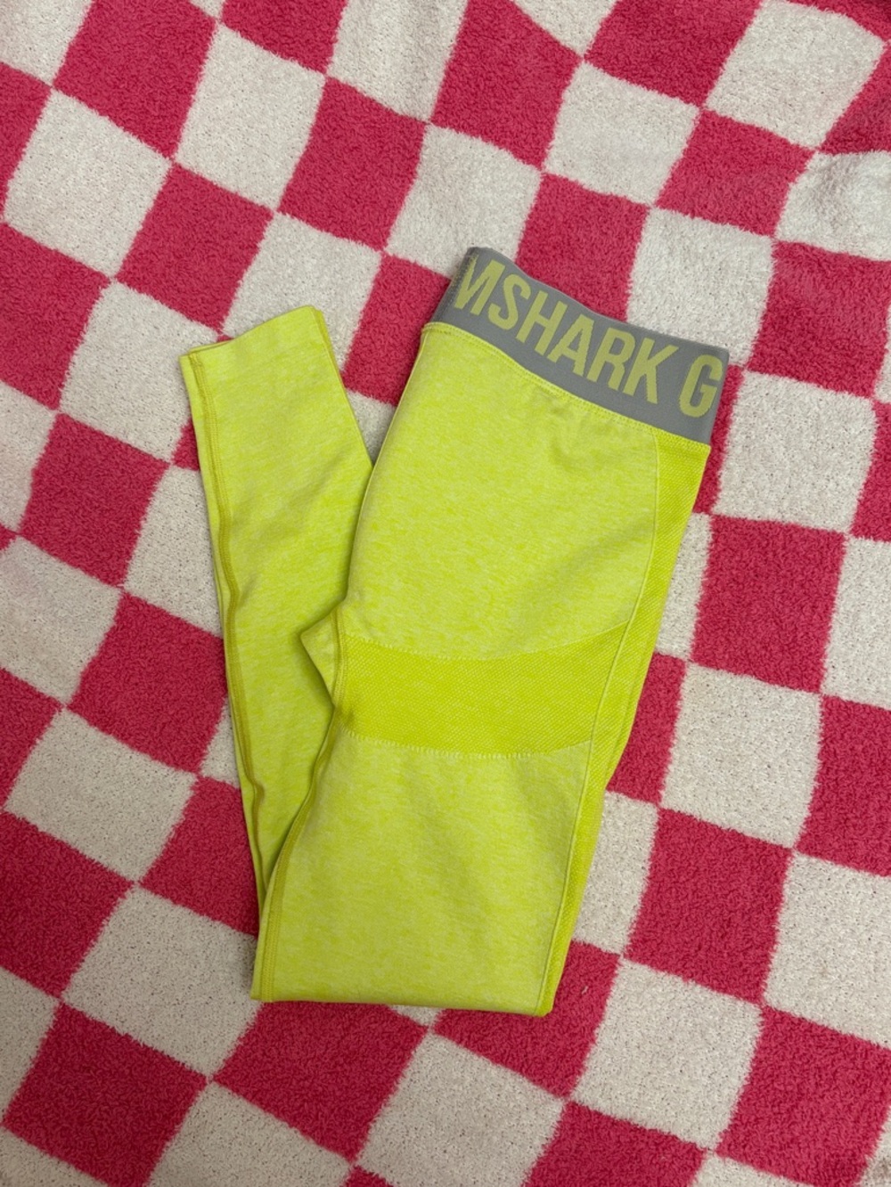 Gymshark Neon Yellow Leggings🫧